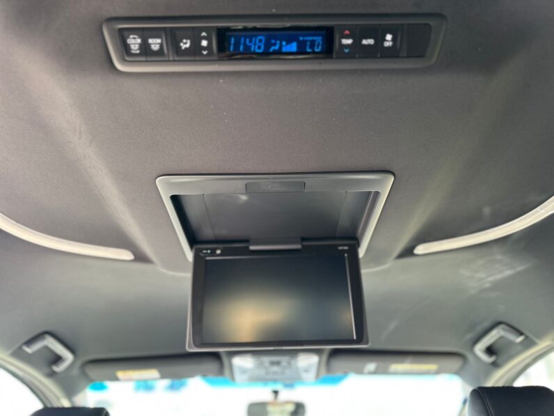 
								Toyota Vellfire full									