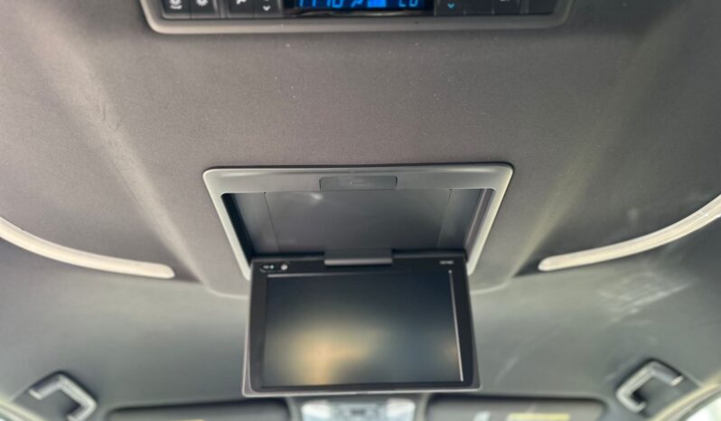 
								Toyota Vellfire full									