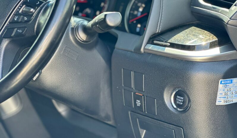 
								Toyota Vellfire full									