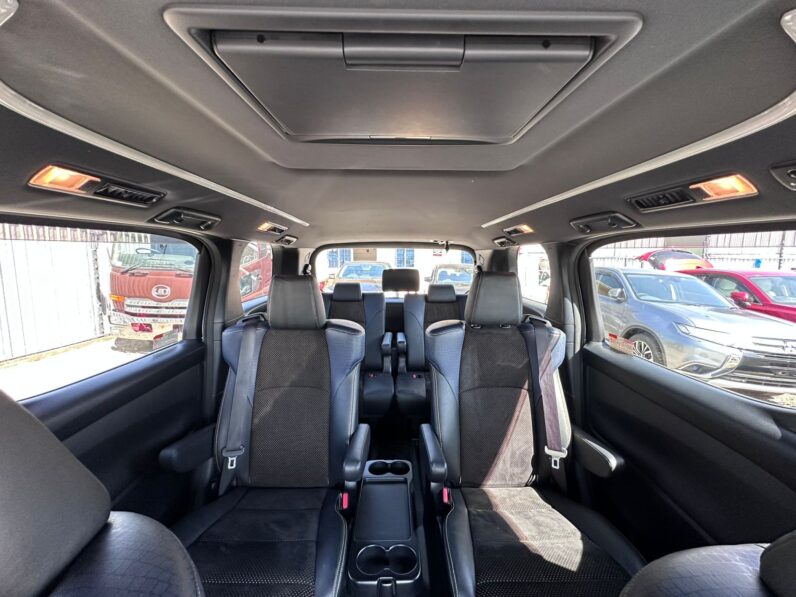 
								Toyota Vellfire full									