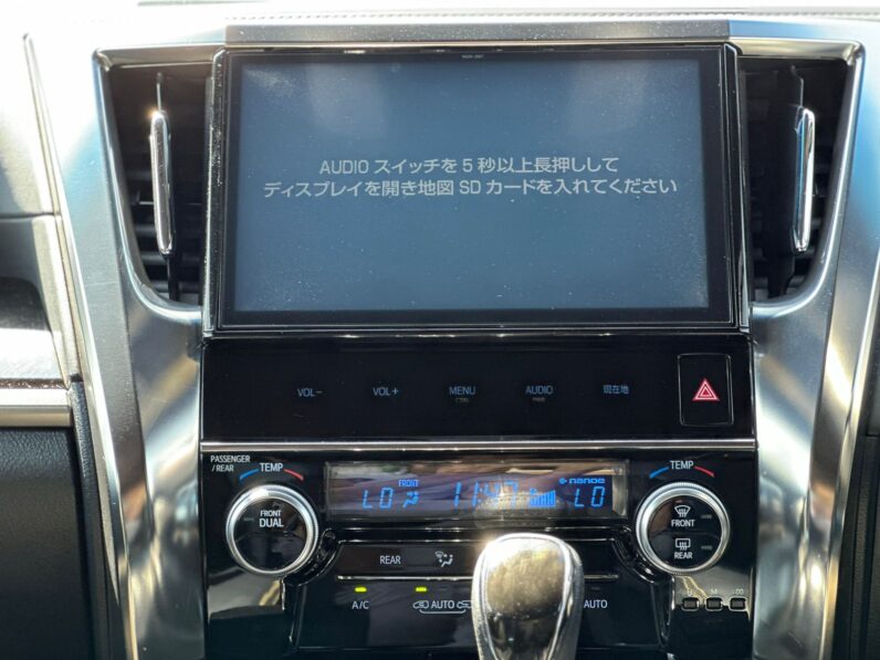 
								Toyota Vellfire full									