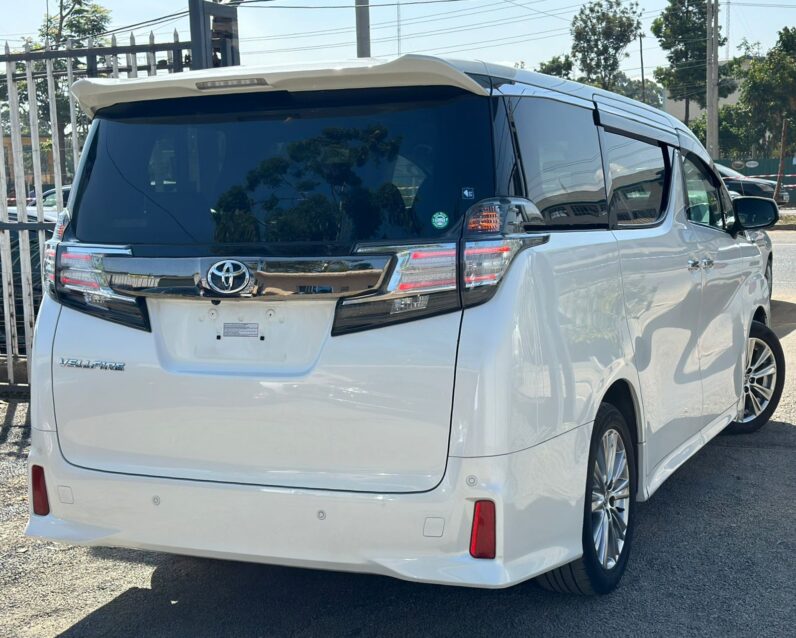 
								Toyota Vellfire full									
