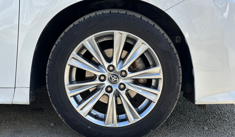 
								Toyota Vellfire full									