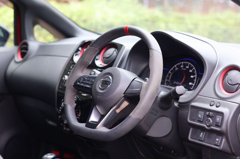 
								Nissan Note Epower full									