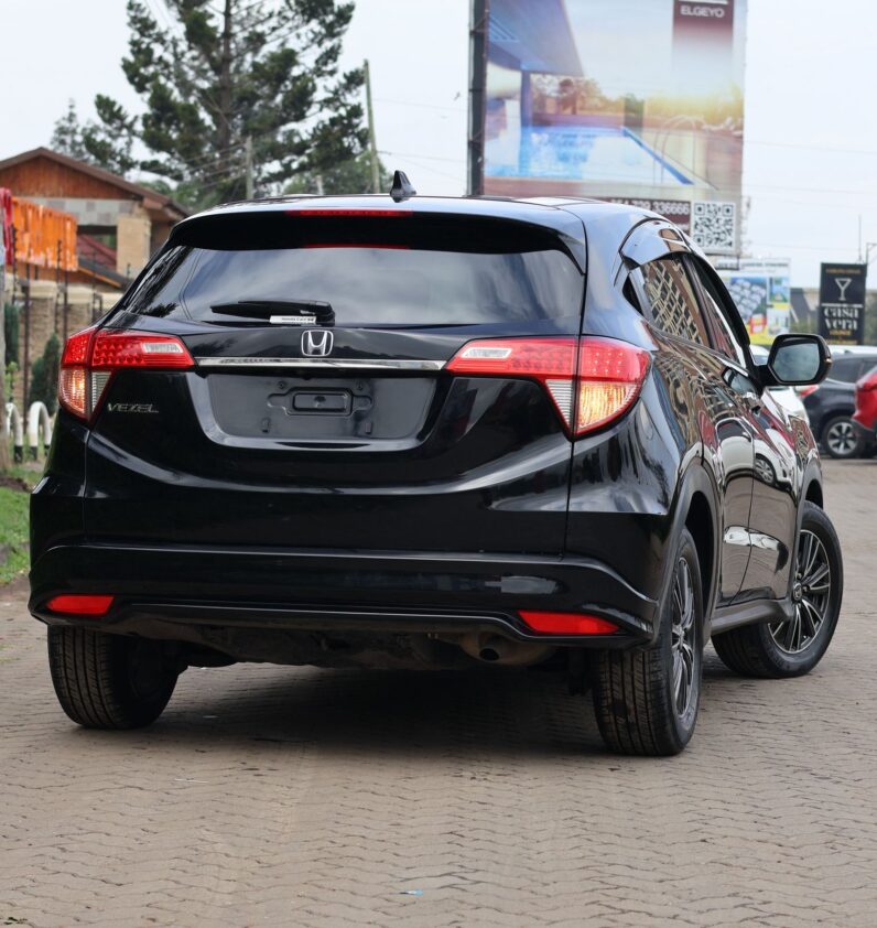
								Honda Vezel full									