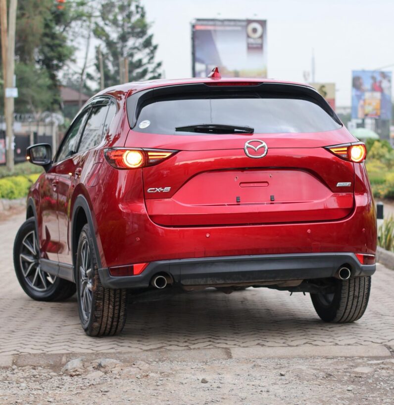 
								Mazda CX-5 full									