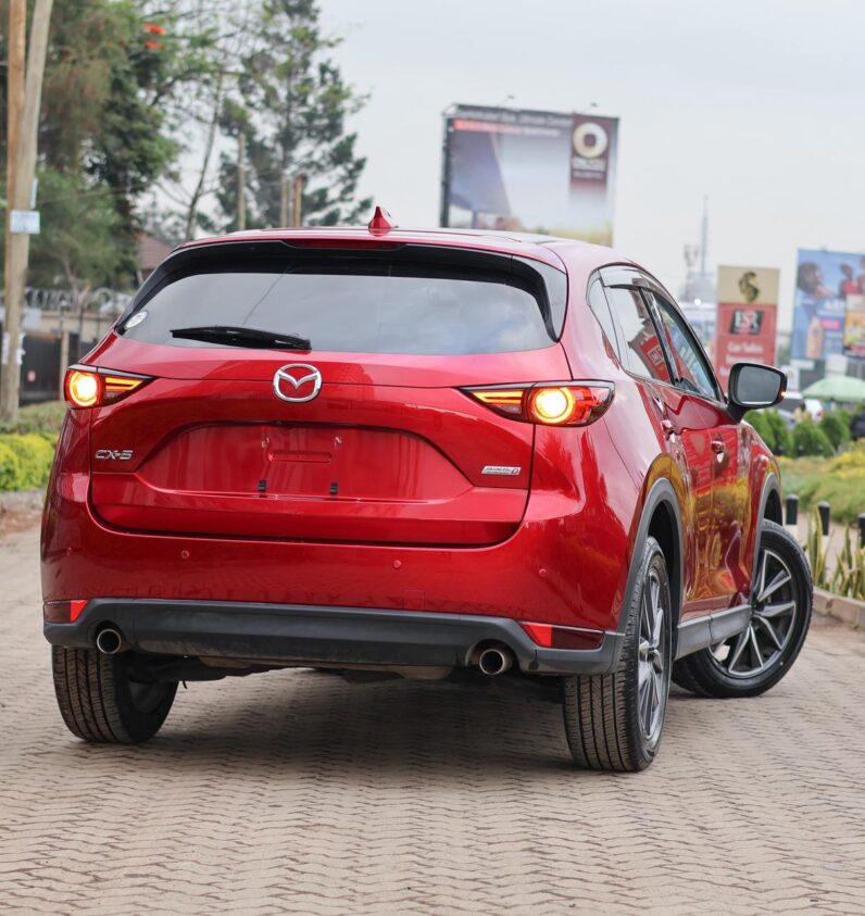 
								Mazda CX-5 full									
