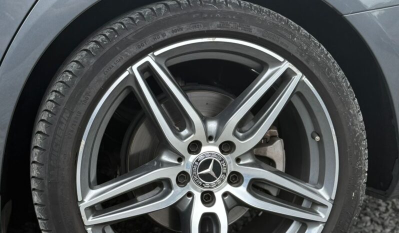 
								Mercedes Benz E250 full									