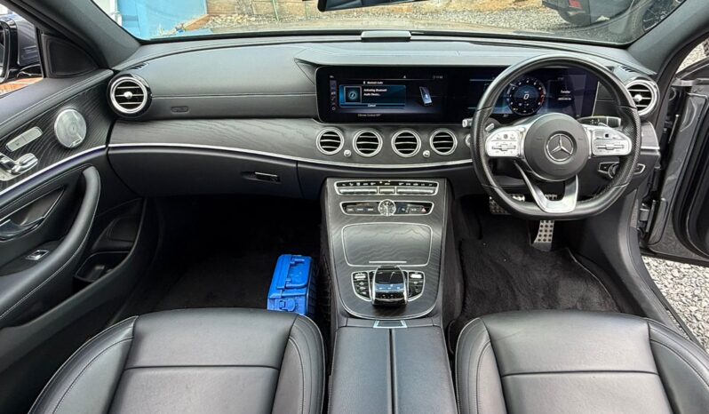 
								Mercedes Benz E250 full									