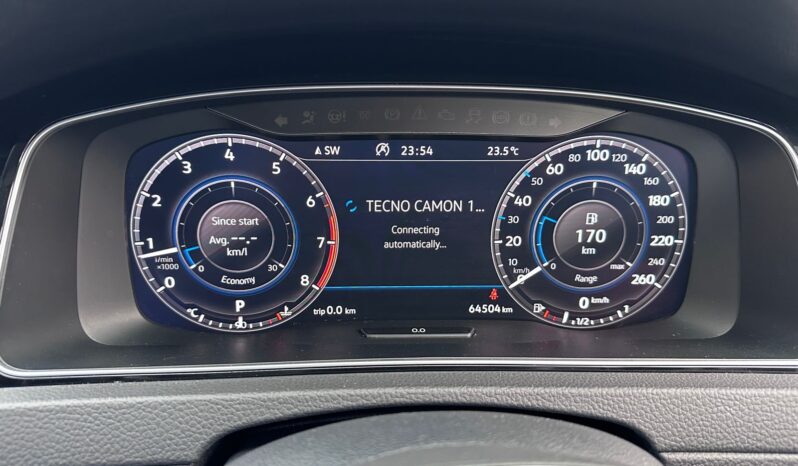 
								Volkswagen Golf Tsi full									