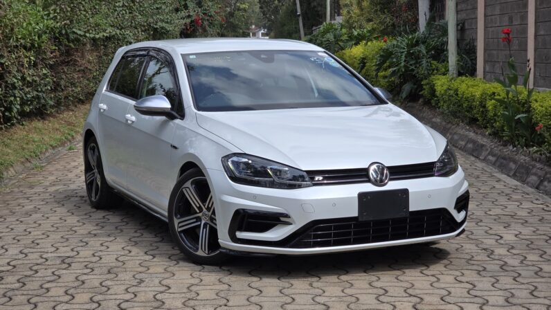 
								Voxwagen Golf R full									