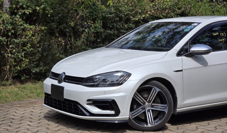
								Voxwagen Golf R full									