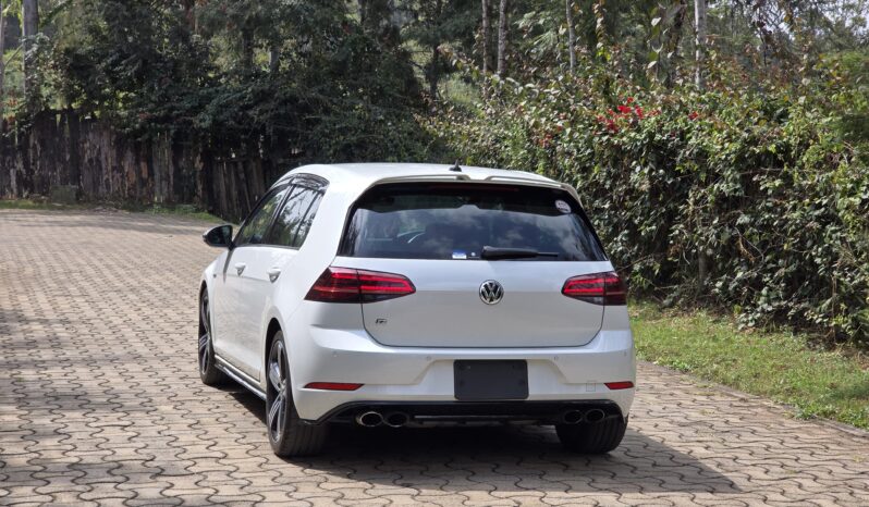 
								Voxwagen Golf R full									