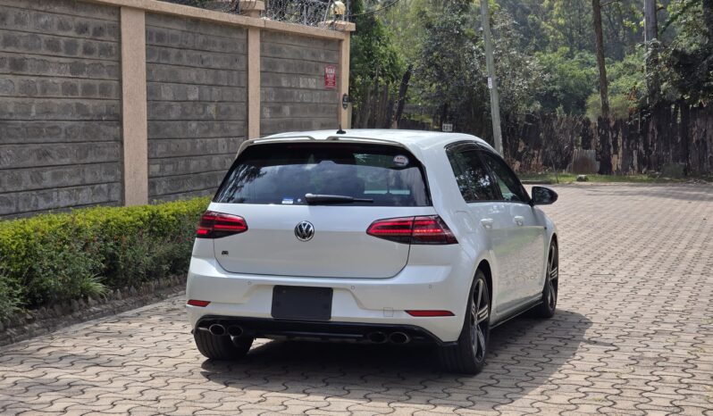 
								Voxwagen Golf R full									