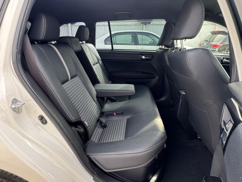 
								Toyota Fielder WxB full									