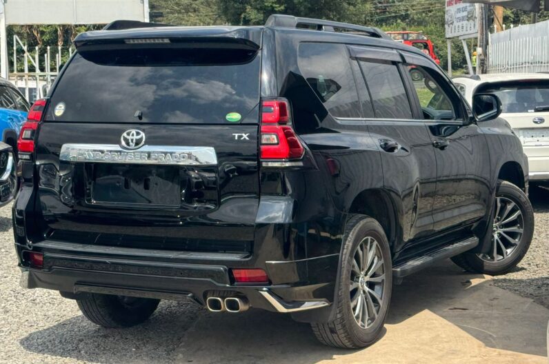 
								Toyota Prado TXL full									