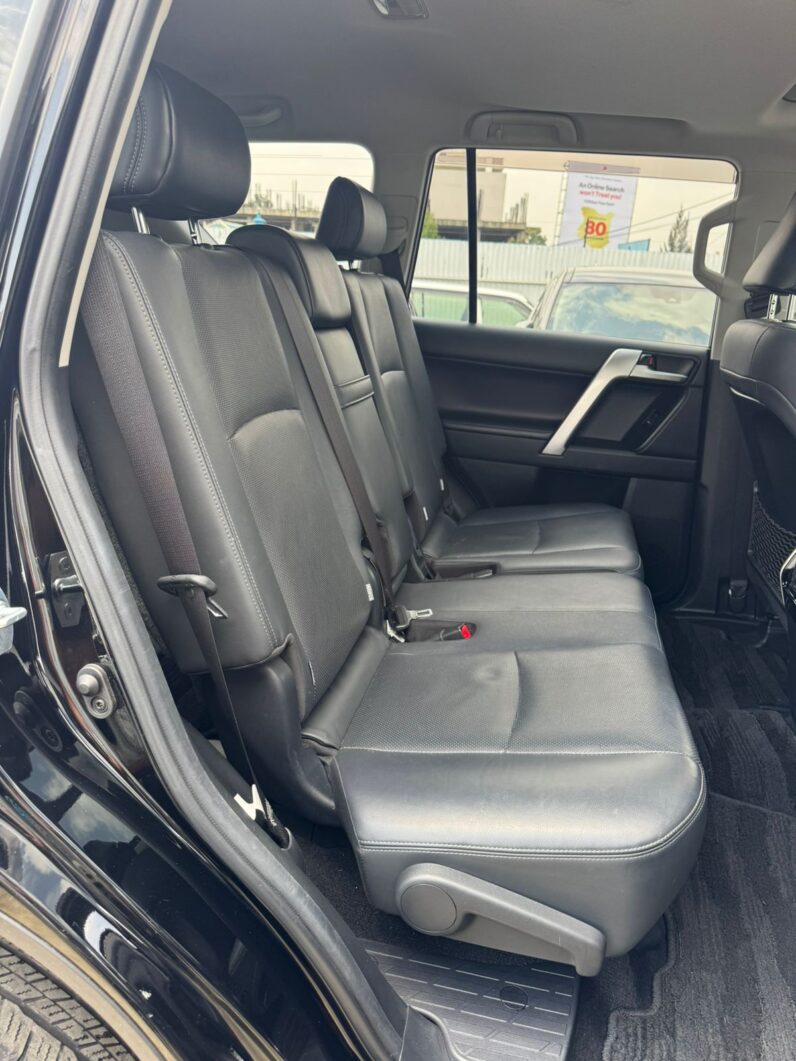 
								Toyota Prado TXL full									