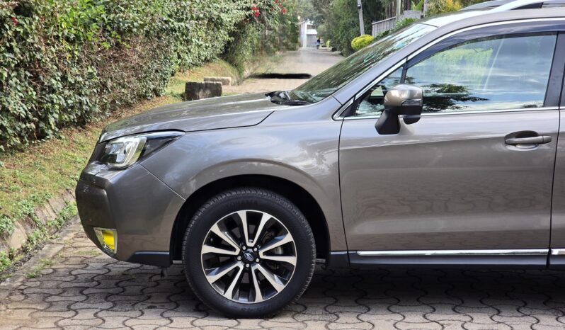 
								Subaru Forester XT full									