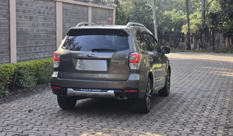 
								Subaru Forester XT full									