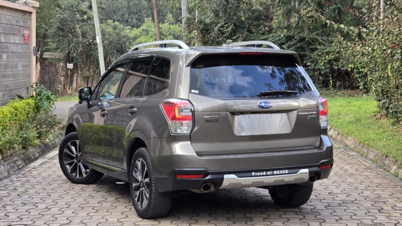 
								Subaru Forester XT full									