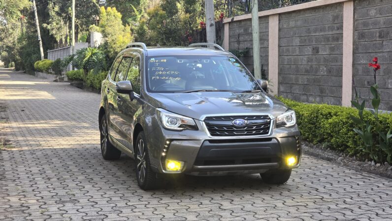 
								Subaru Forester XT full									