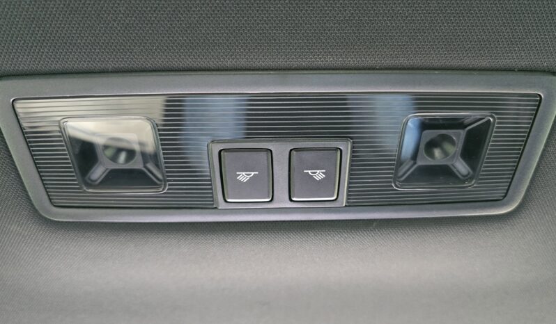 
								Voxwagen Golf R full									