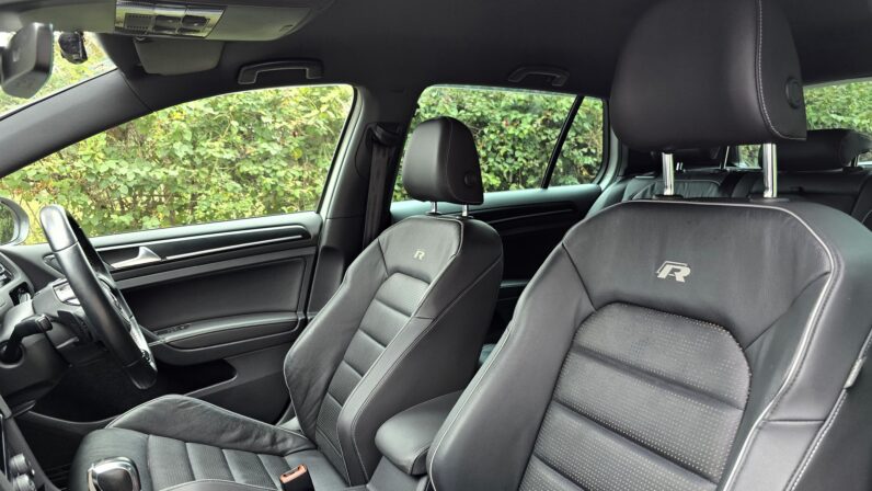 
								Voxwagen Golf R full									