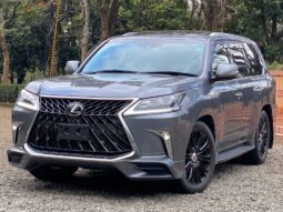 Lexus LX570