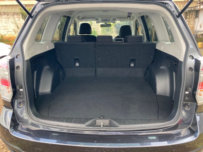 
								Subaru Forester full									