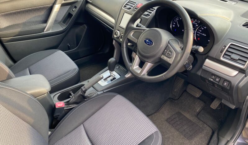 
								Subaru Forester full									