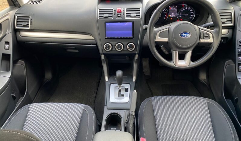 
								Subaru Forester full									