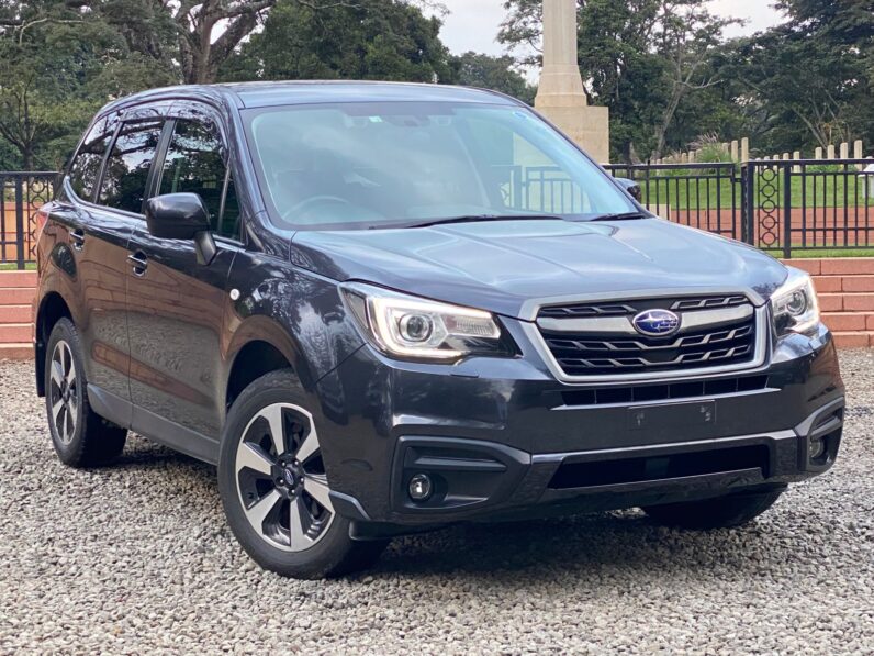 
								Subaru Forester full									