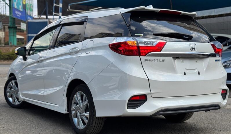 
								Honda Fit Shuttle full									