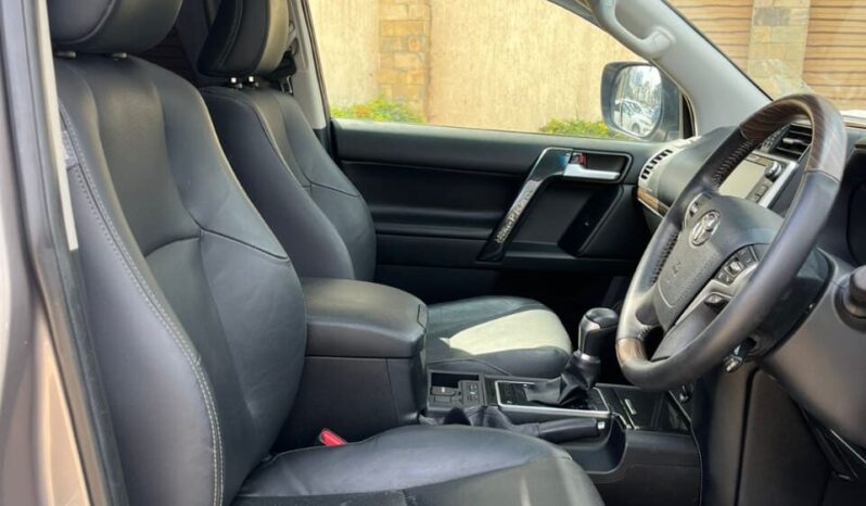 
								Land Cruiser Prado full									