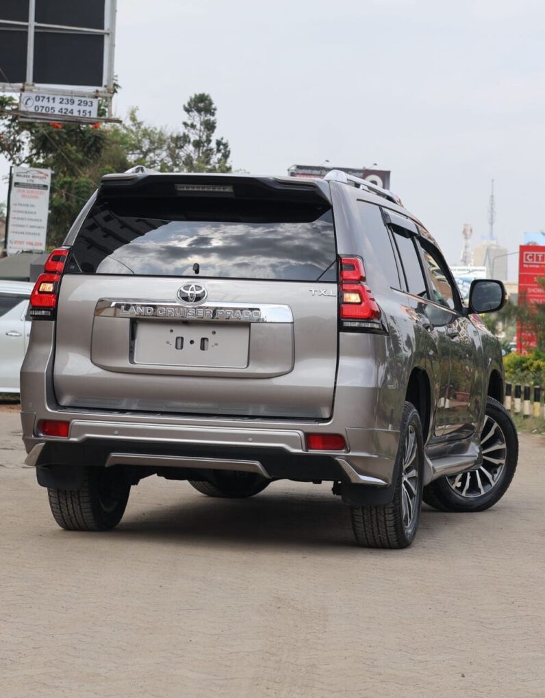 
								Land Cruiser Prado full									