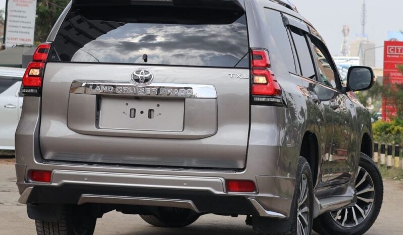 
								Land Cruiser Prado full									