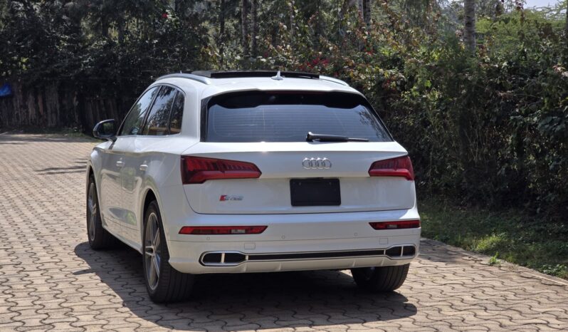 
								Audi SQ5 full									
