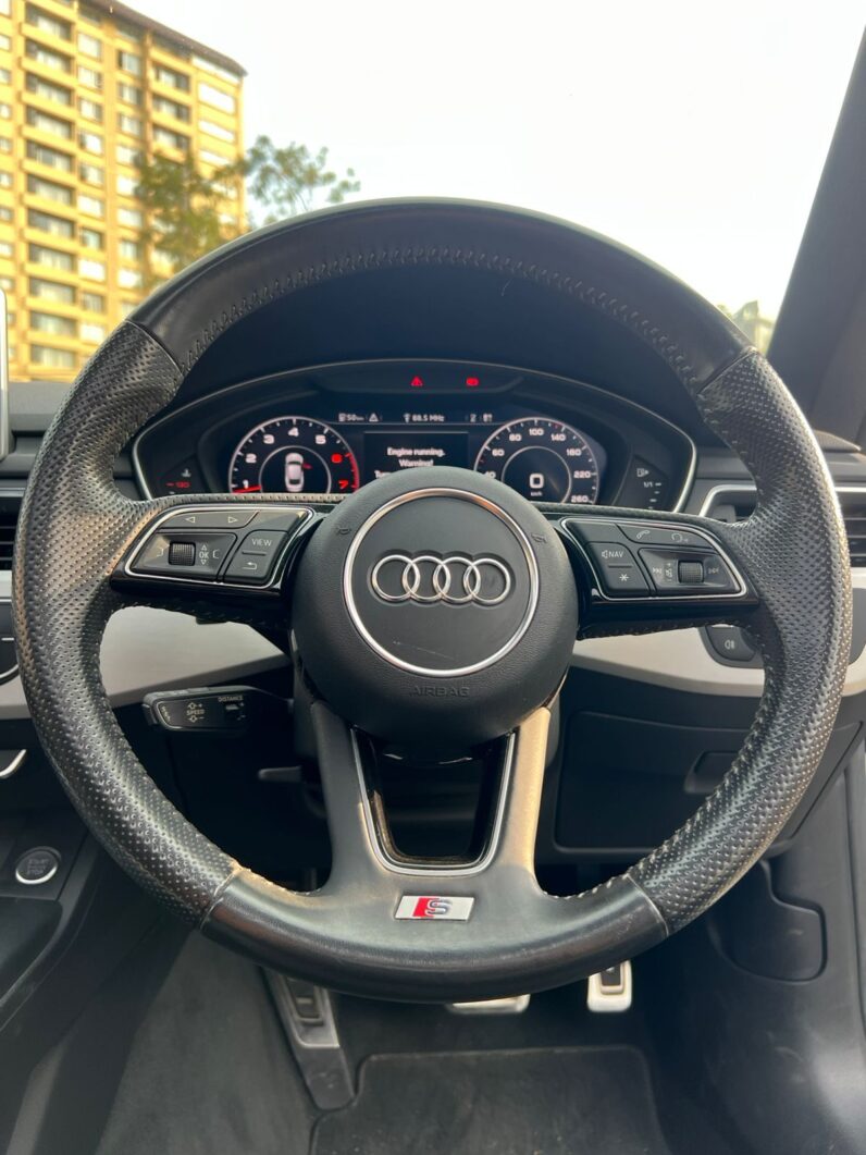 
								Audi A5 full									