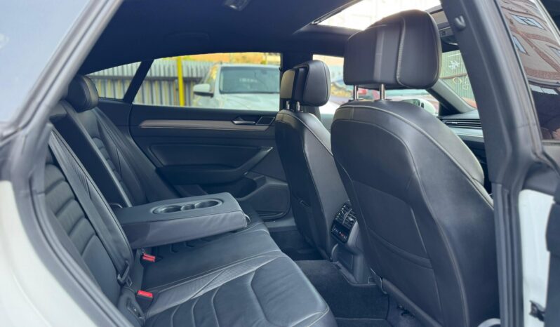 
								Voxwagen Arteon full									