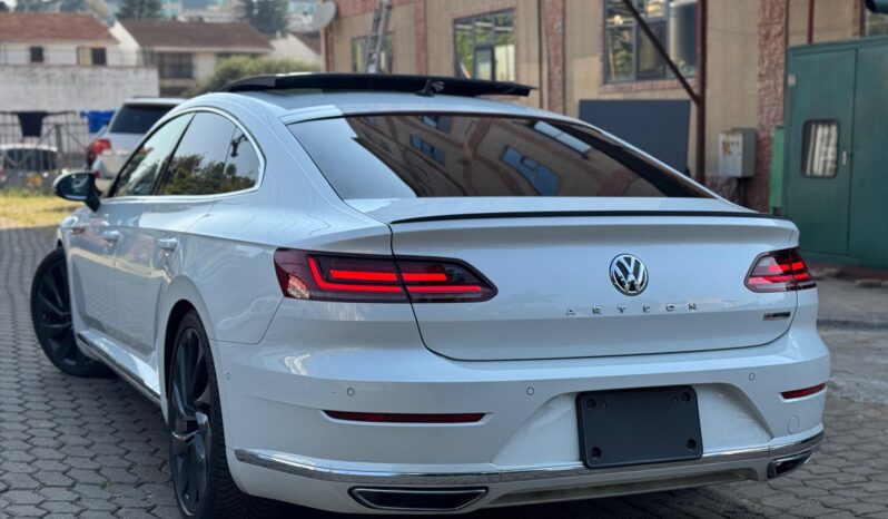 
								Voxwagen Arteon full									