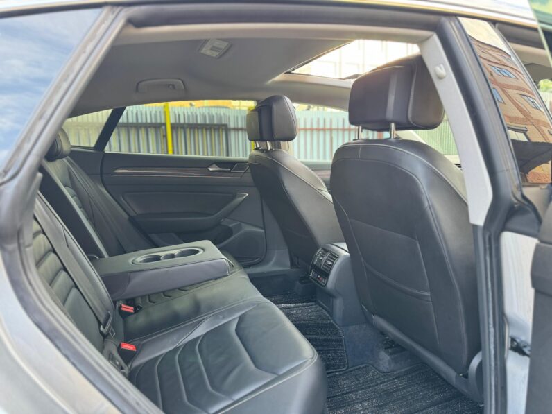 
								Voxwagen Arteon full									