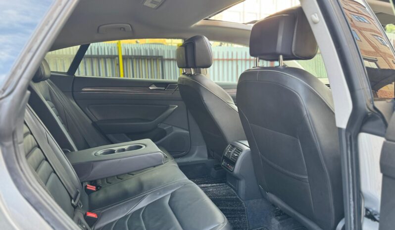 
								Voxwagen Arteon full									