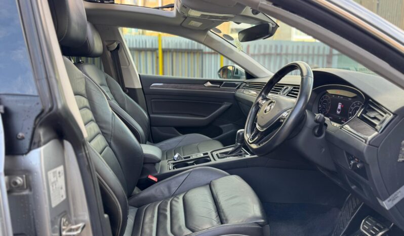 
								Voxwagen Arteon full									