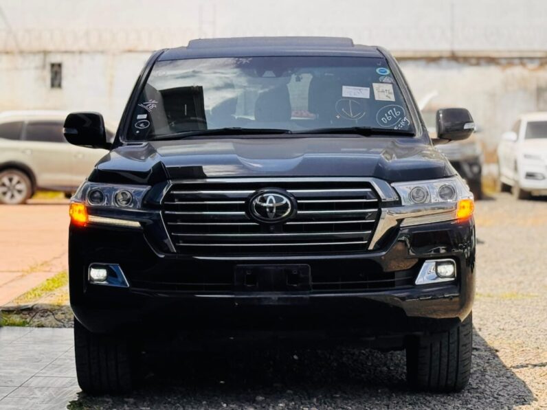 
								Land Cruiser 200 ZX full									