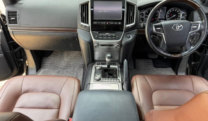 
								Land Cruiser 200 ZX full									