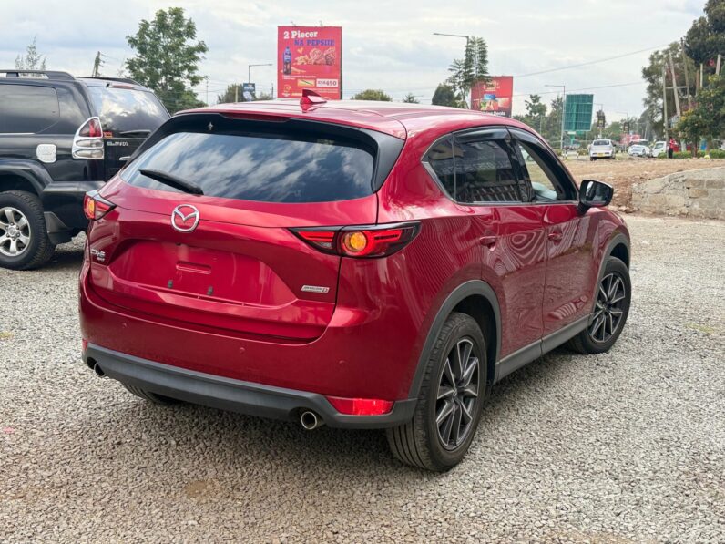 
								Mazda CX-5 full									