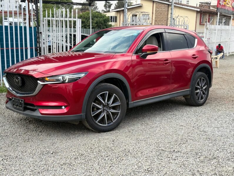
								Mazda CX-5 full									