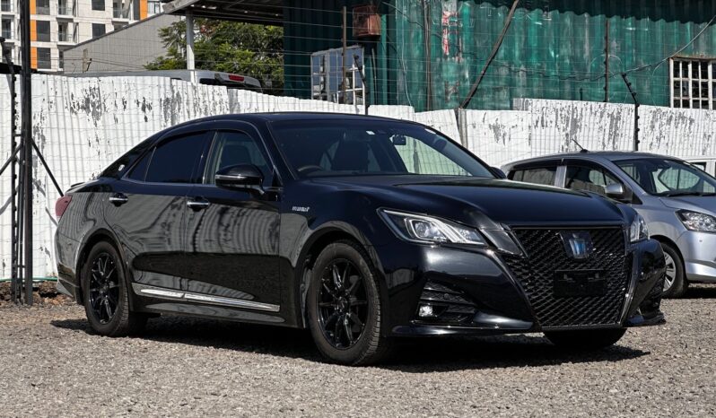 
								Toyota Crown Athelete S full									