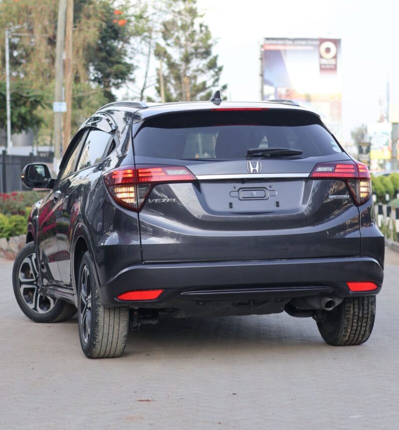 
								Honda Vezel full									