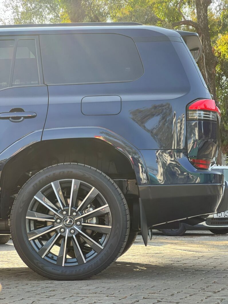 
								Lexus GX550 full									